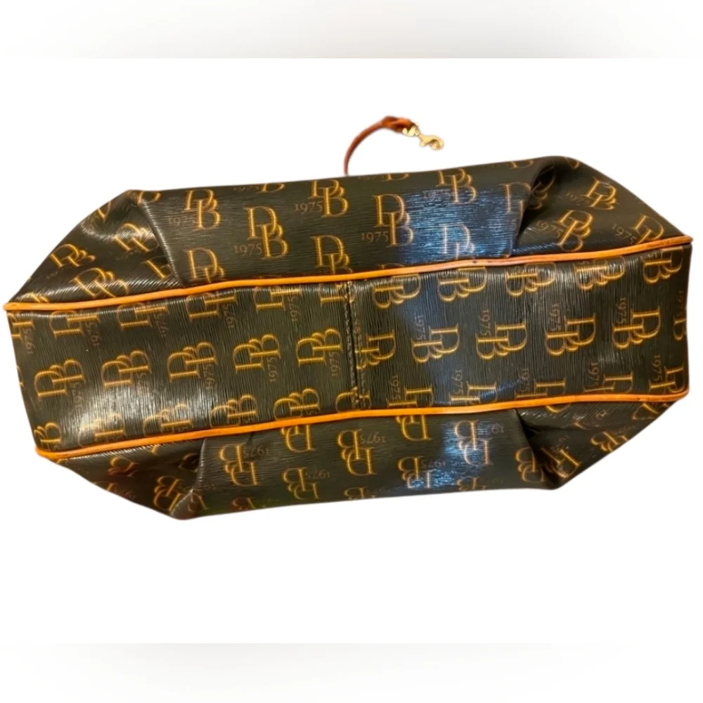 Dooney & Bourke Signature 1975 Logo Hobo Bag - Picture 3 of 14